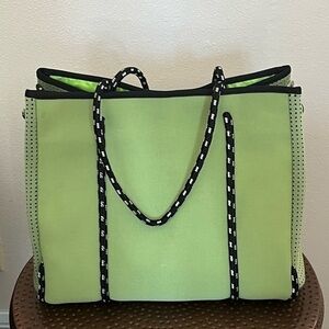 𝅺LARGE Green Neoprene Tote with Black Cord Accents
